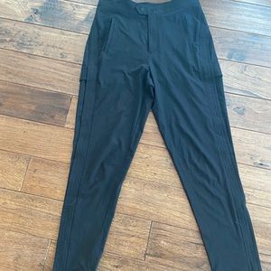 Athleta Uptown Ankle Pants 6T